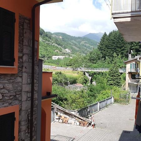 I Tre Ponti Lägenhet Borgonovo Exteriör bild